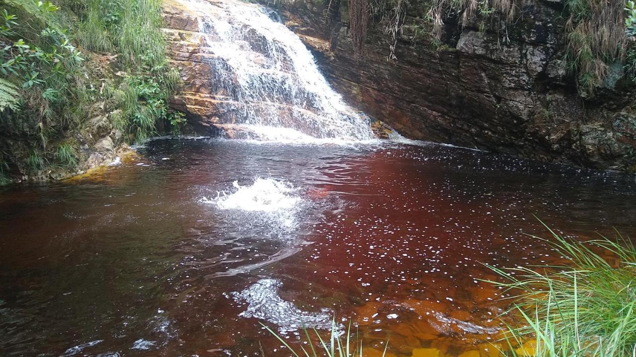 Pousada Reino Encantado - Sao Thome Das Letras - Minas Gerais เซาโตเมตัสเลตราส ภายนอก รูปภาพ