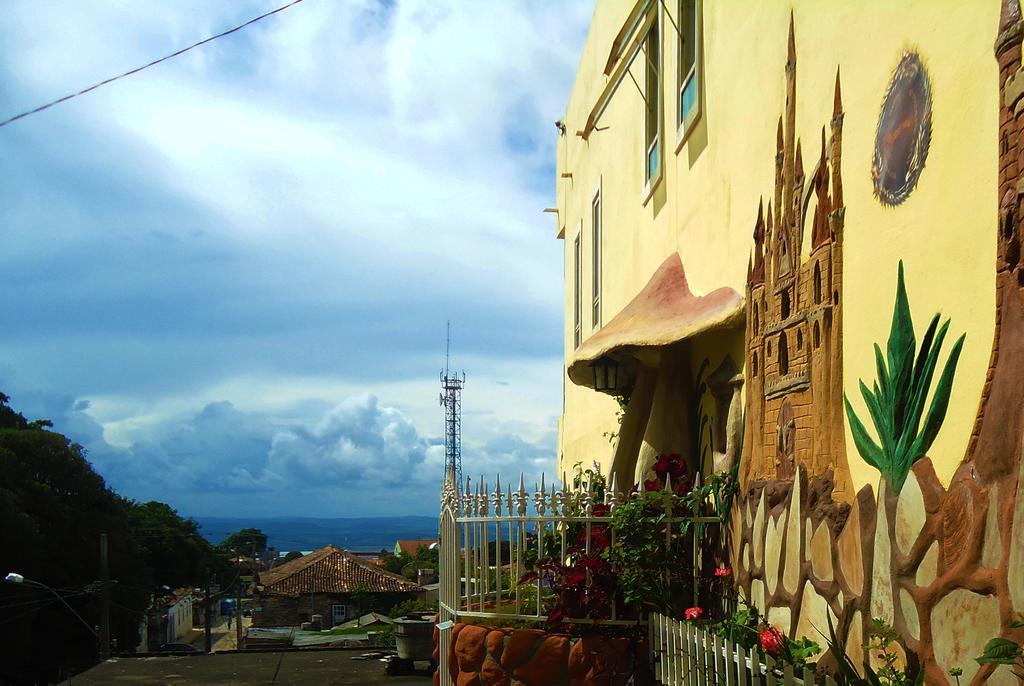 Pousada Reino Encantado - Sao Thome Das Letras - Minas Gerais เซาโตเมตัสเลตราส ภายนอก รูปภาพ