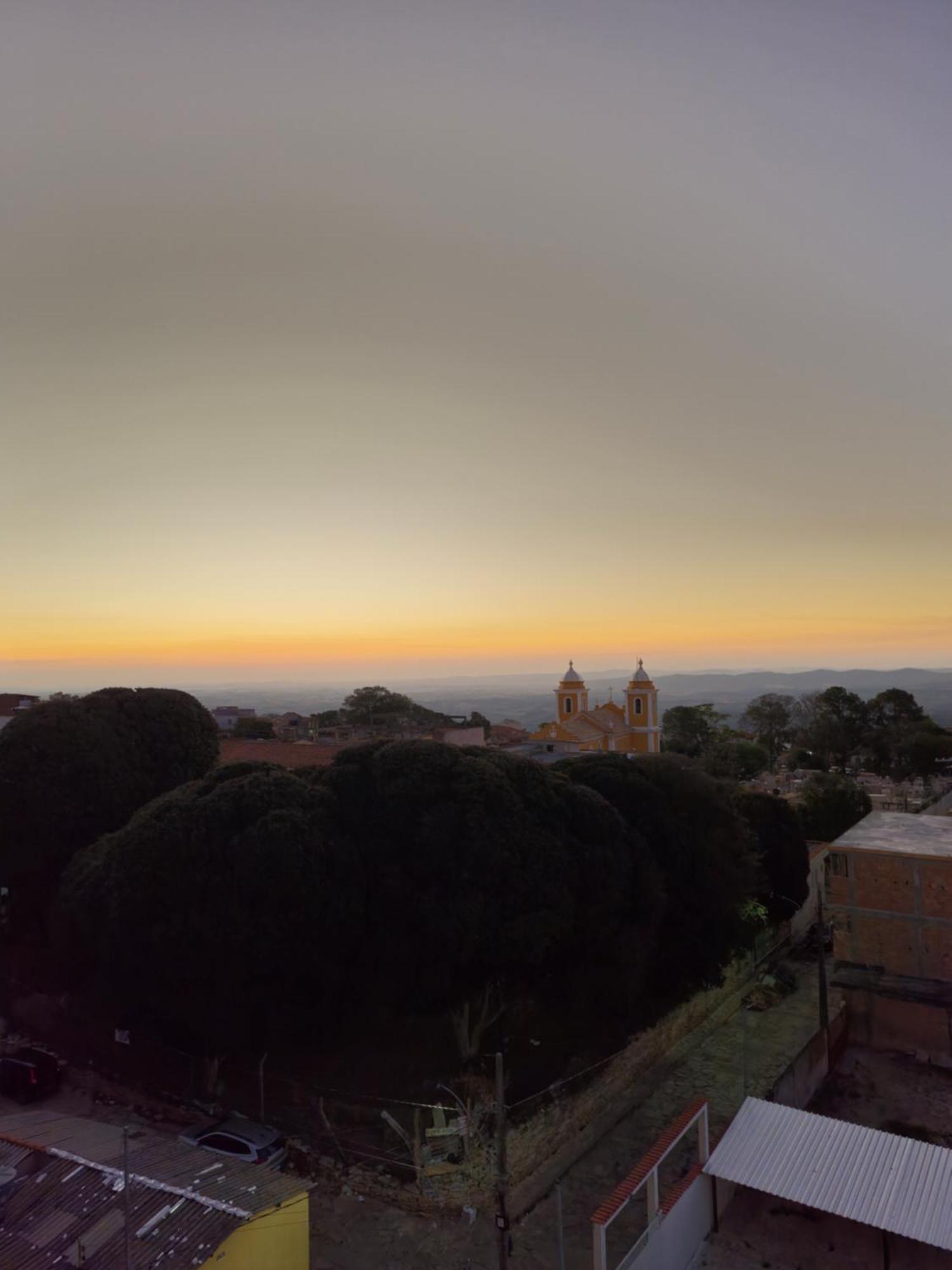 Pousada Reino Encantado - Sao Thome Das Letras - Minas Gerais เซาโตเมตัสเลตราส ภายนอก รูปภาพ