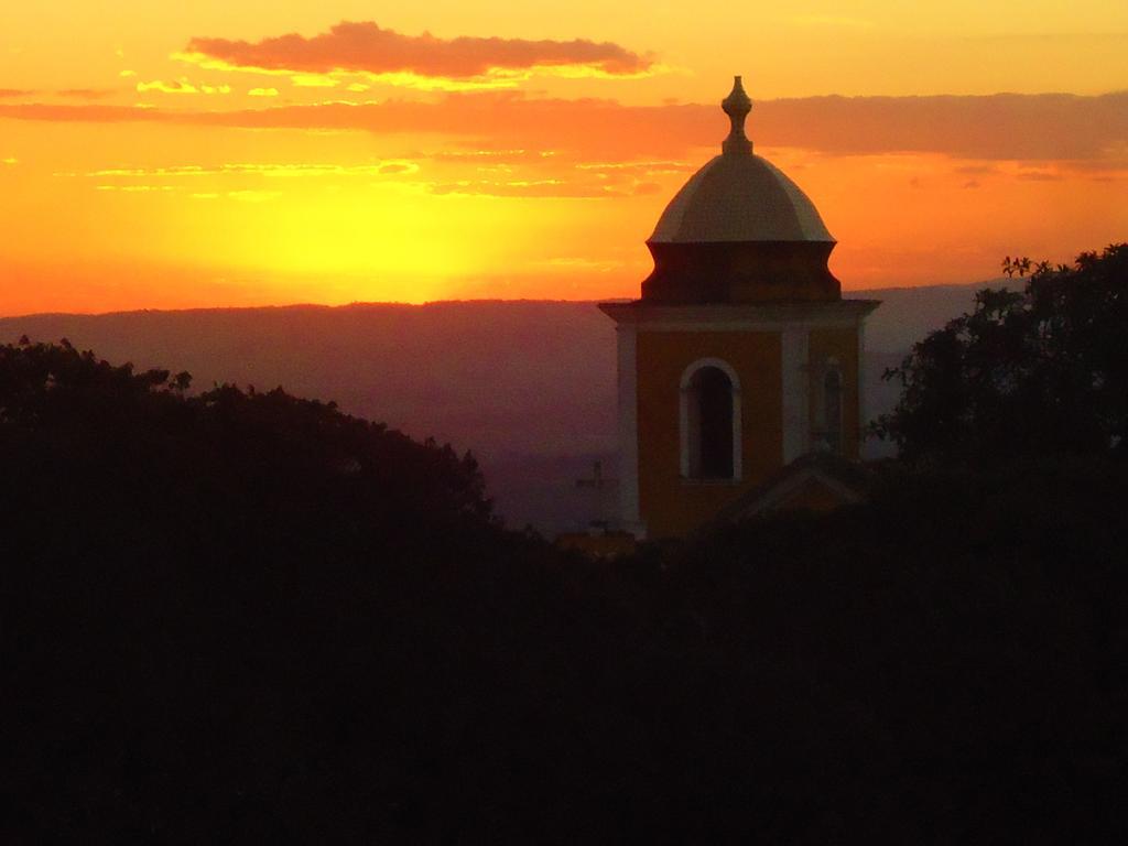 Pousada Reino Encantado - Sao Thome Das Letras - Minas Gerais เซาโตเมตัสเลตราส ภายนอก รูปภาพ